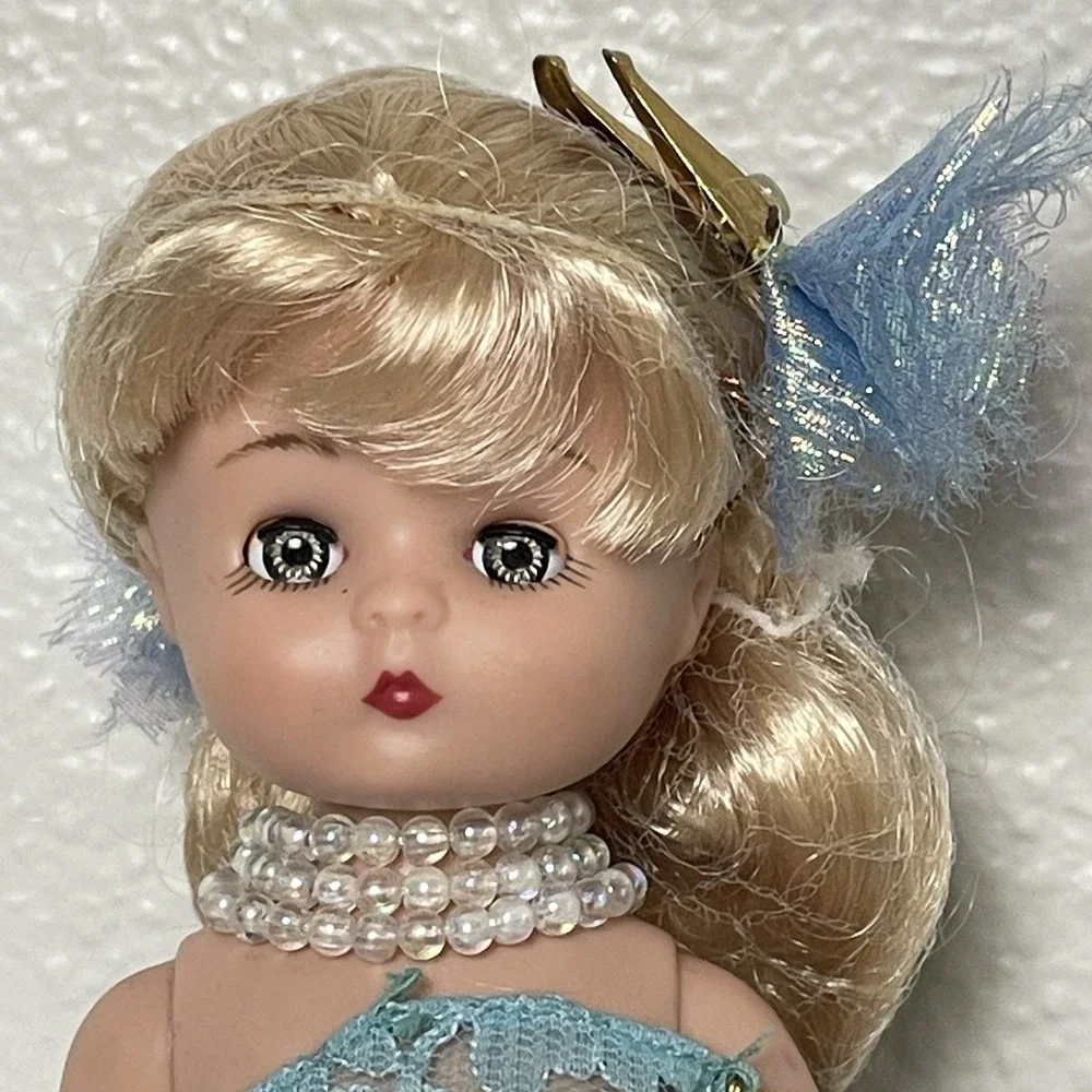 1994 Effanbee LITTLE MERMAID 9